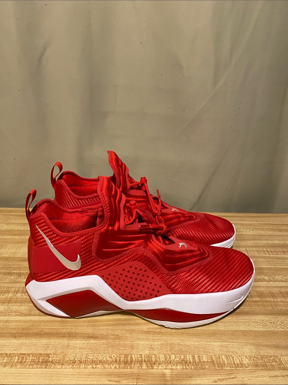 Nike LeBron James Soldier 14 University Red White CW4221-603 sz 15.5